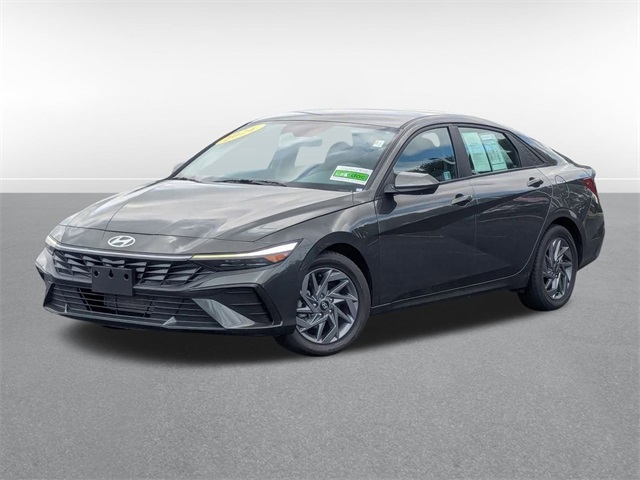 Pre-Owned 2024 Hyundai Elantra SEL