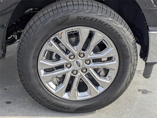 2025 Ford F-150 XLT photo 3