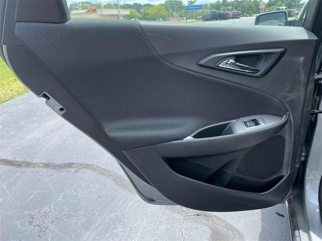 2025 Chevrolet Malibu 1LT photo 12