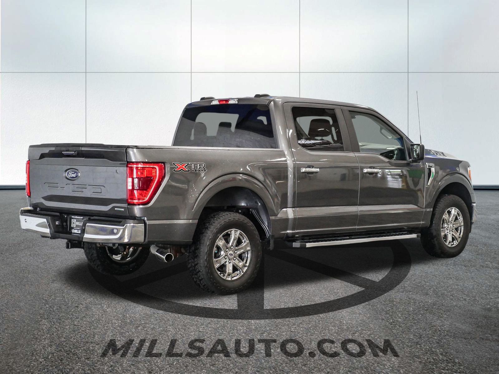 2022 Ford F-150 XLT photo 8
