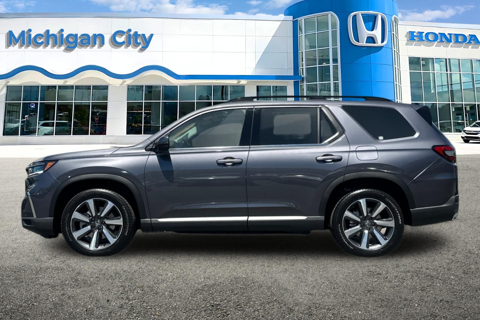 2025 Honda Pilot Touring photo 2