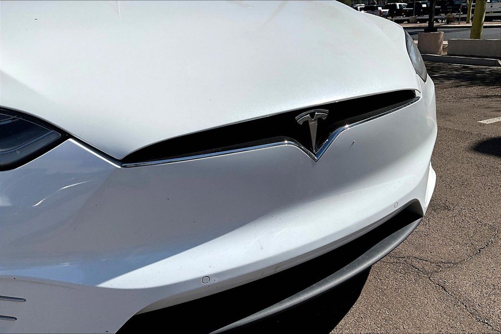 2020 Tesla Model X Long Range photo 26