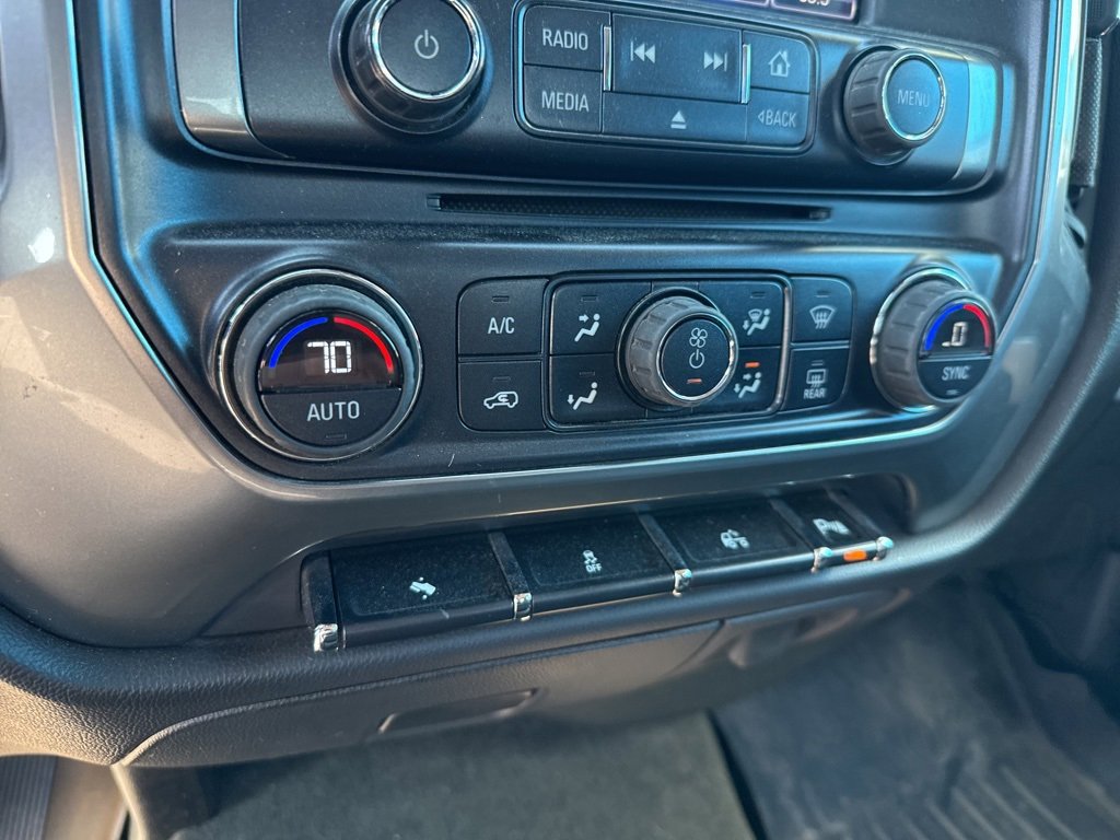 2014 Chevrolet Silverado 1500 LT photo 21
