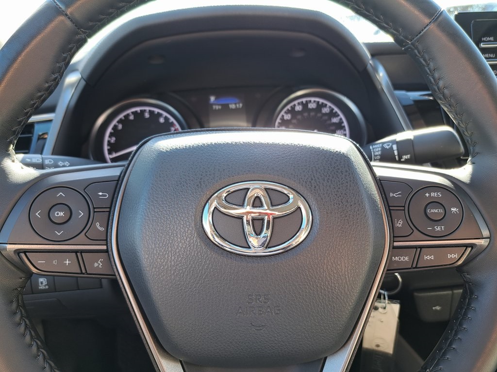 2022 Toyota Camry SE photo 14