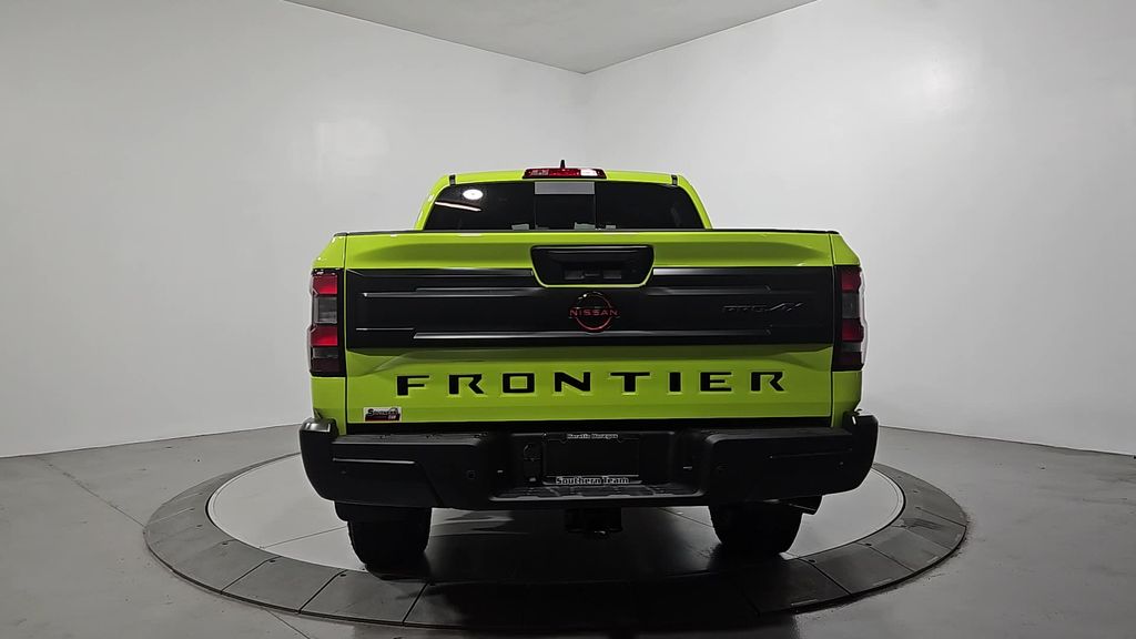 2026 Nissan Frontier PRO-4X photo 3