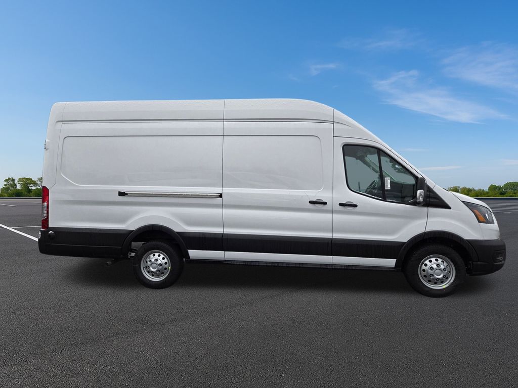 2024 Ford Transit photo 4