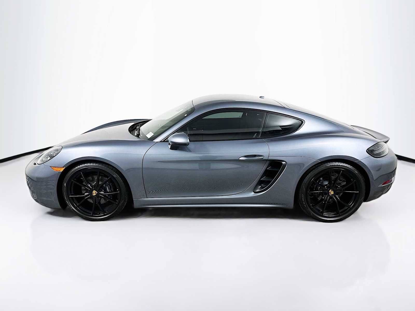 2025 Porsche Cayman photo 2