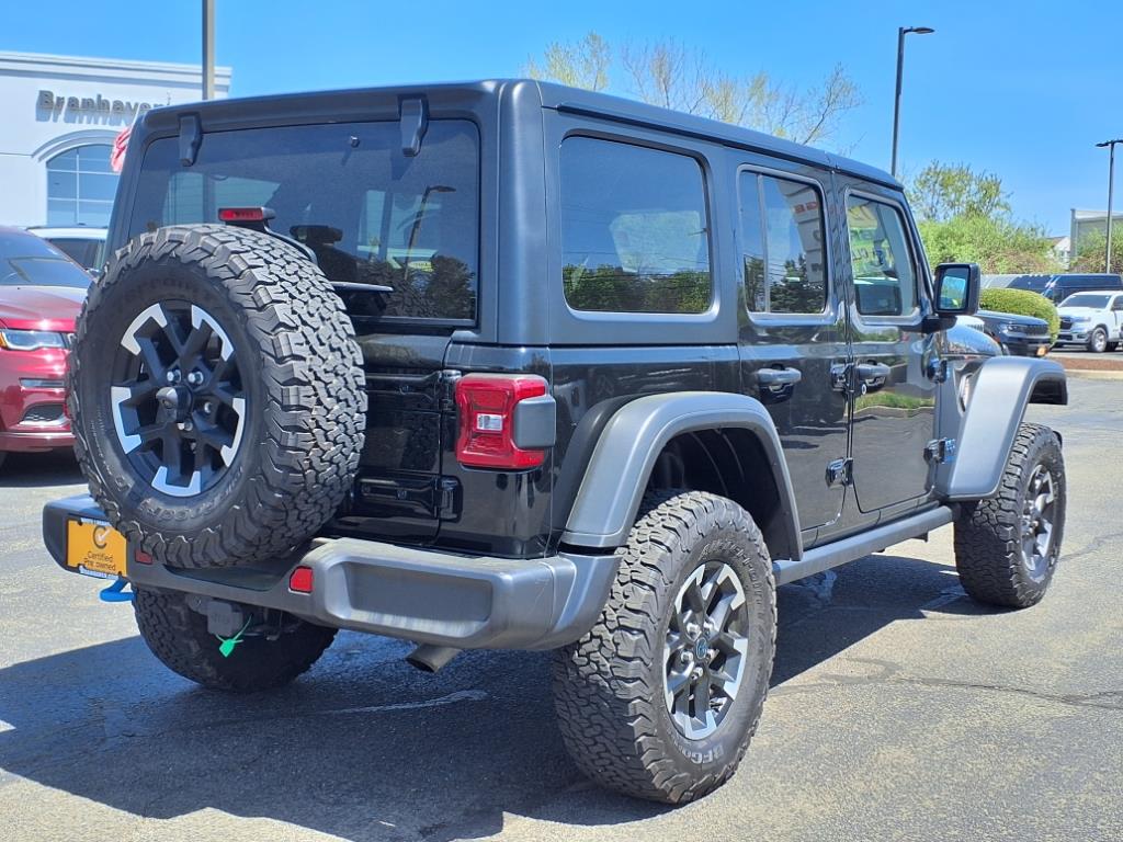 2024 Jeep Wrangler Rubicon 4xe photo 3