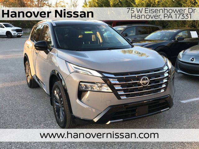 2025 Nissan Rogue Platinum's photo