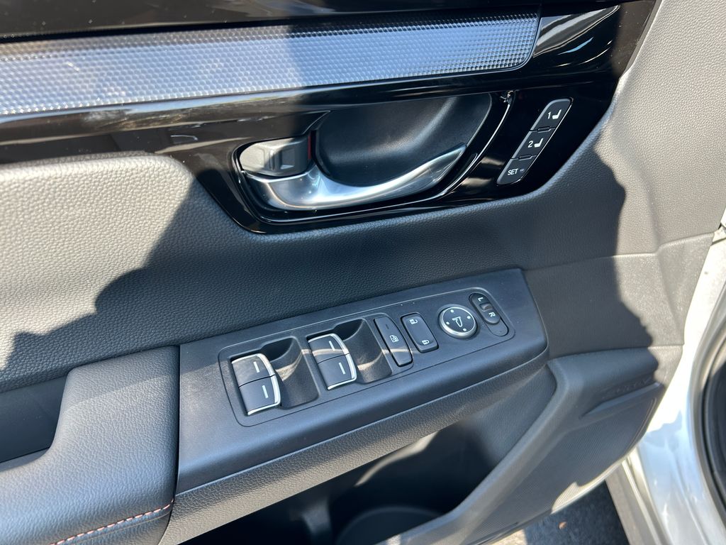 2026 Honda CR-V Hybrid Sport Touring photo 27