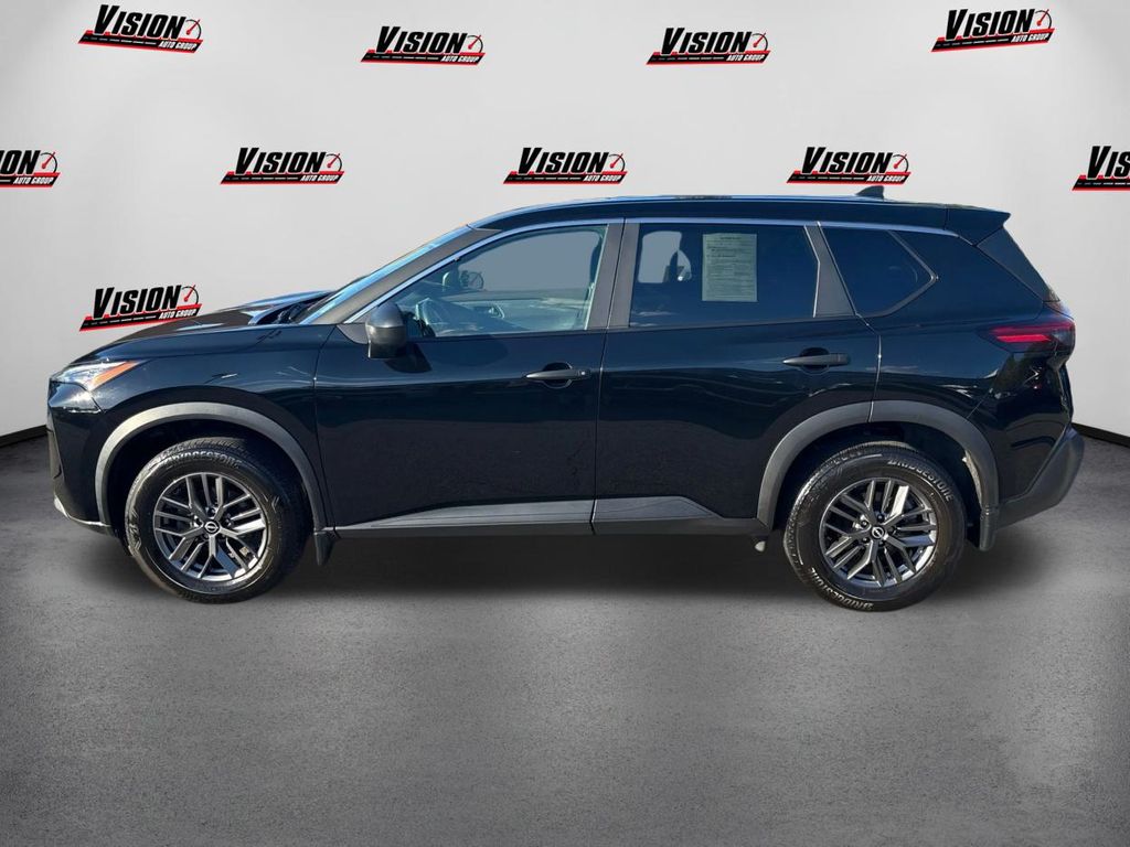2023 Nissan Rogue S photo 8