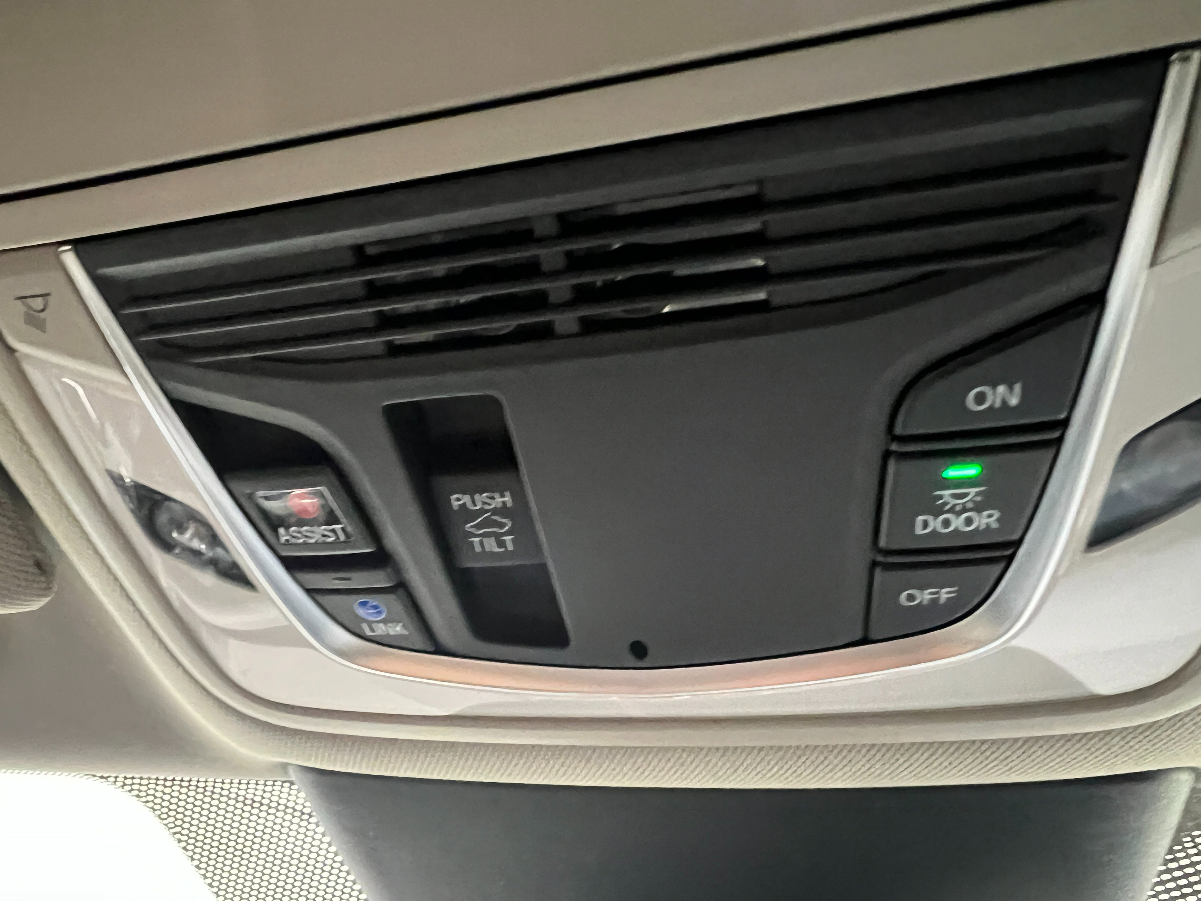 2025 Acura TLX Technology photo 18