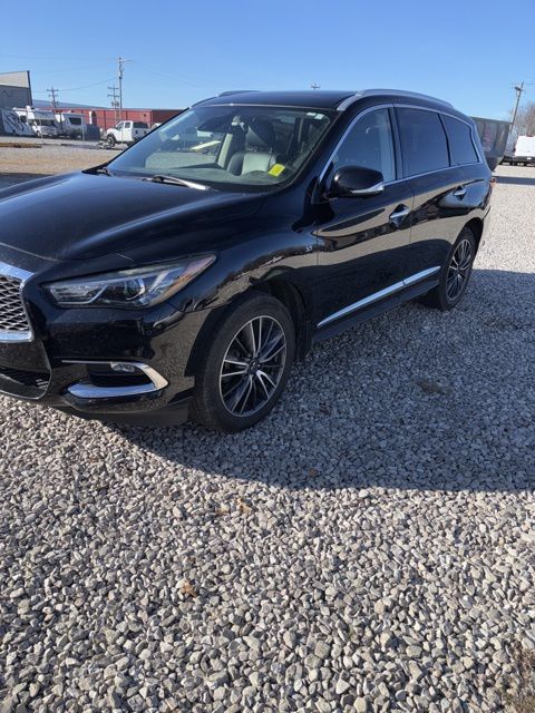2019 INFINITI QX60 Luxe's photo
