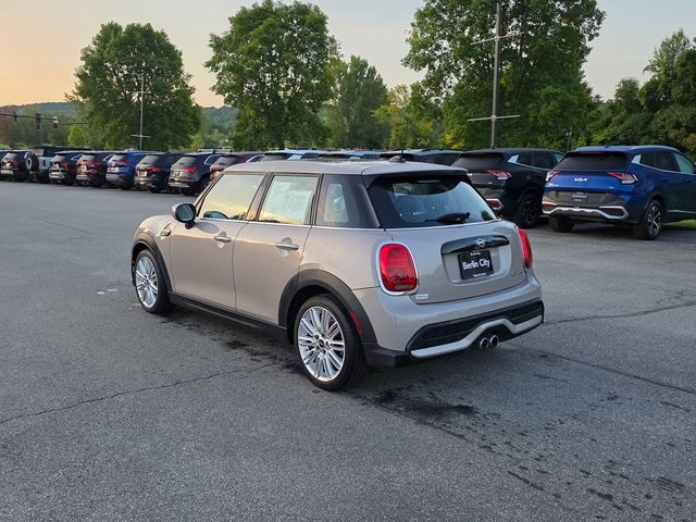 2024 Mini Cooper Hardtop S photo 4
