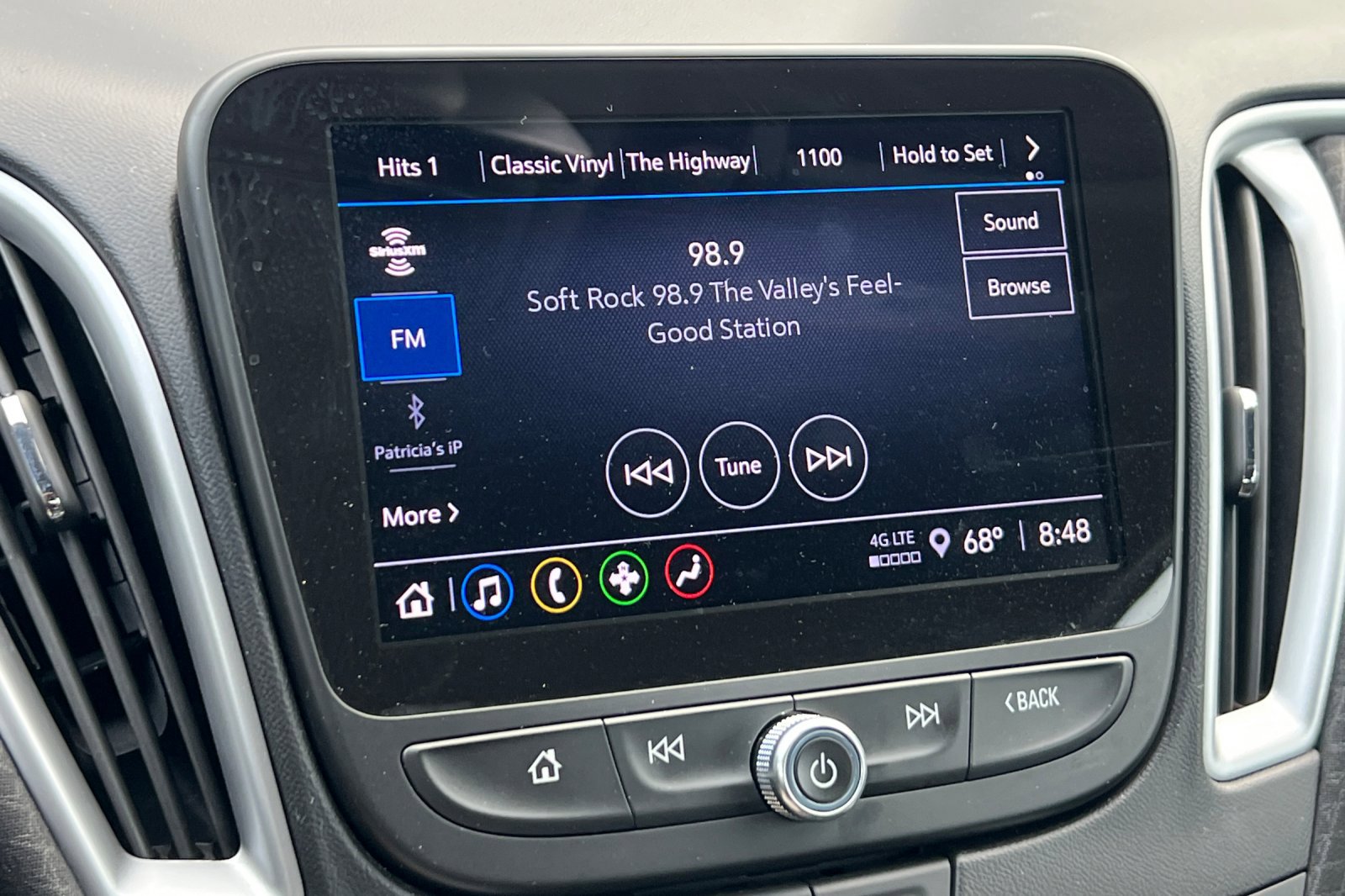 2023 Chevrolet Malibu 1LT photo 16