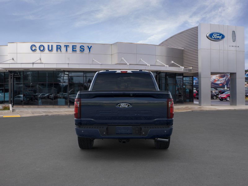 2025 Ford F-150 XLT photo 5
