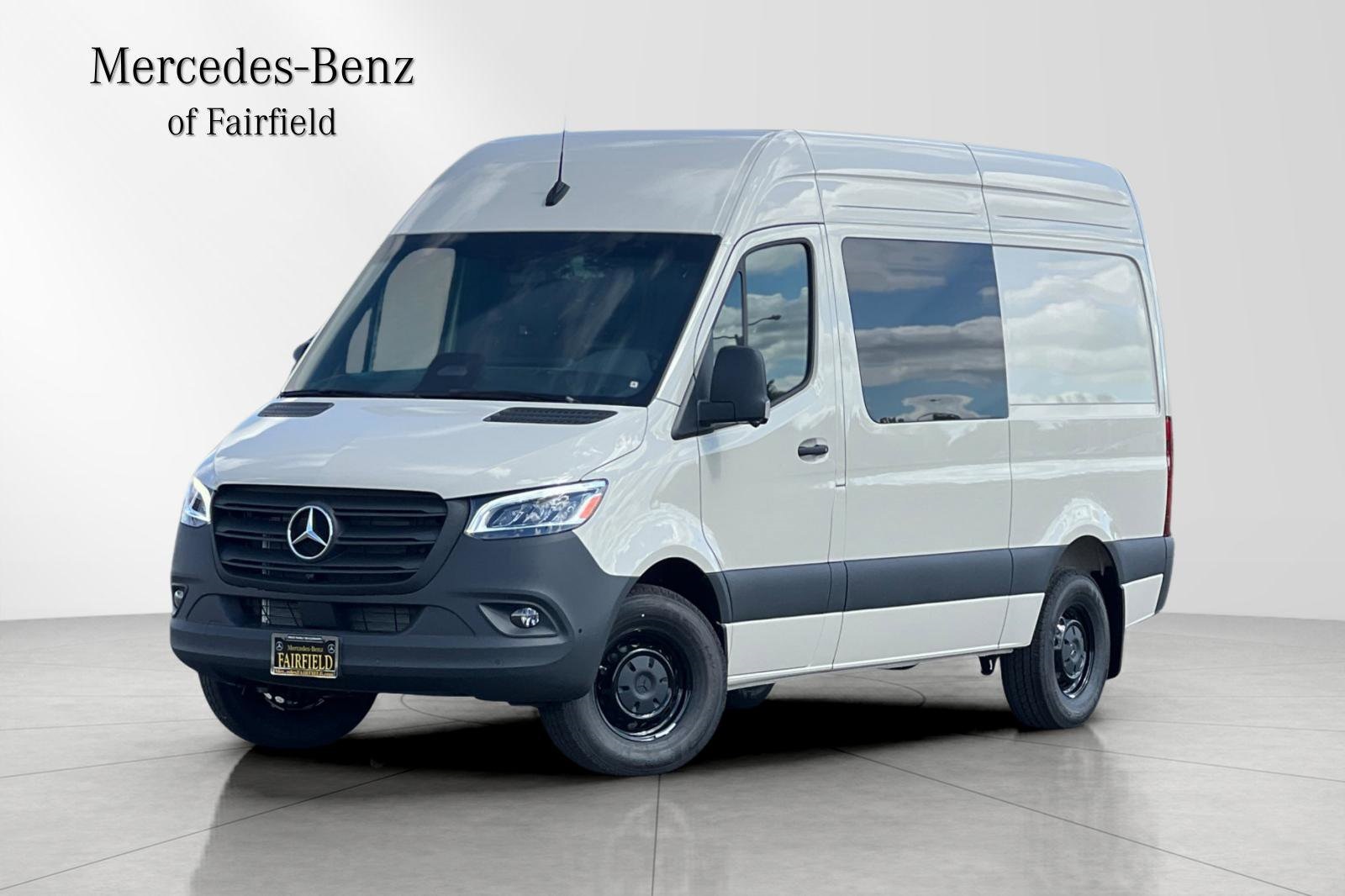 2025 Mercedes-Benz Sprinter Cargo Van Base's photo