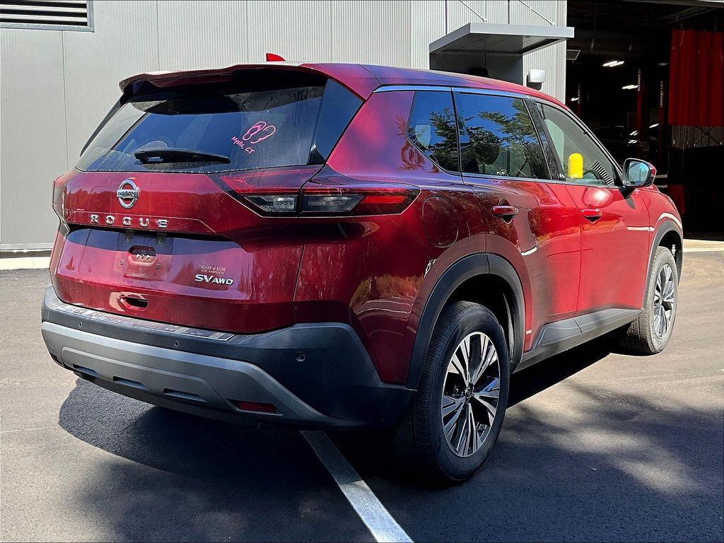 2021 Nissan Rogue SV photo 4