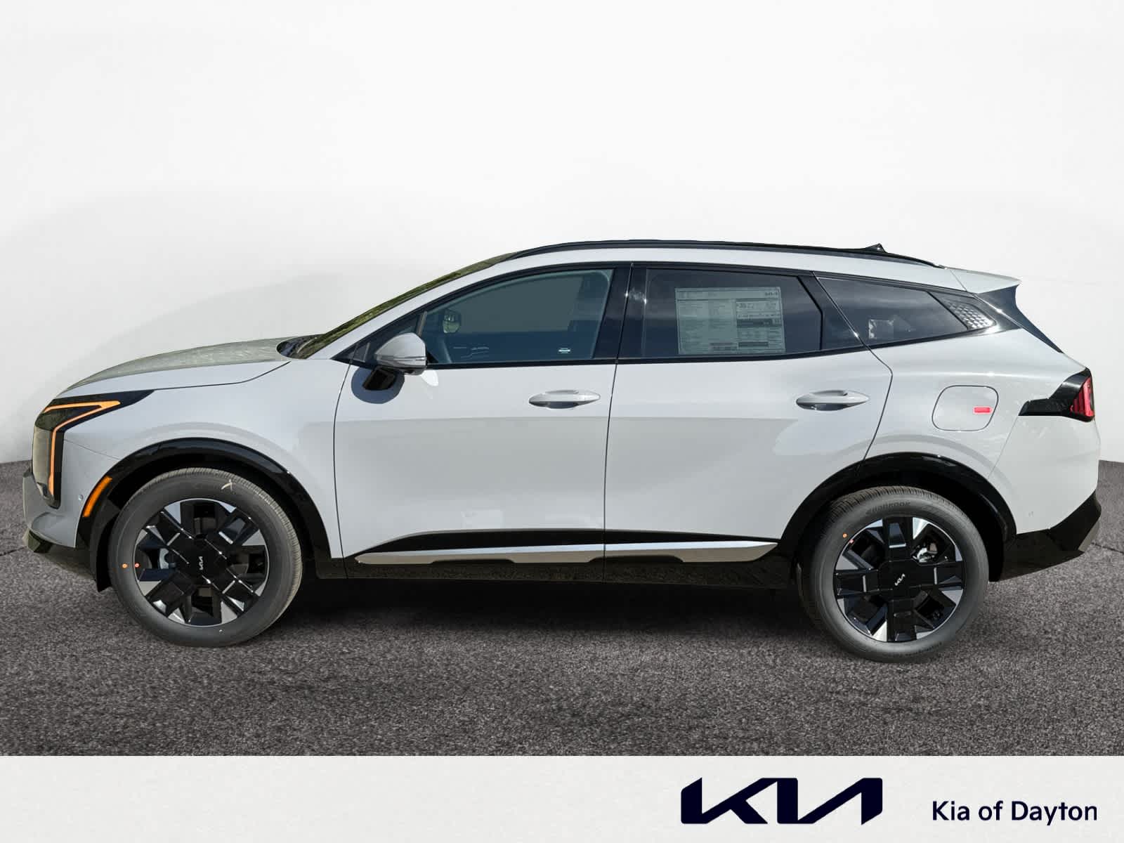 2026 Kia Sportage Hybrid photo 2