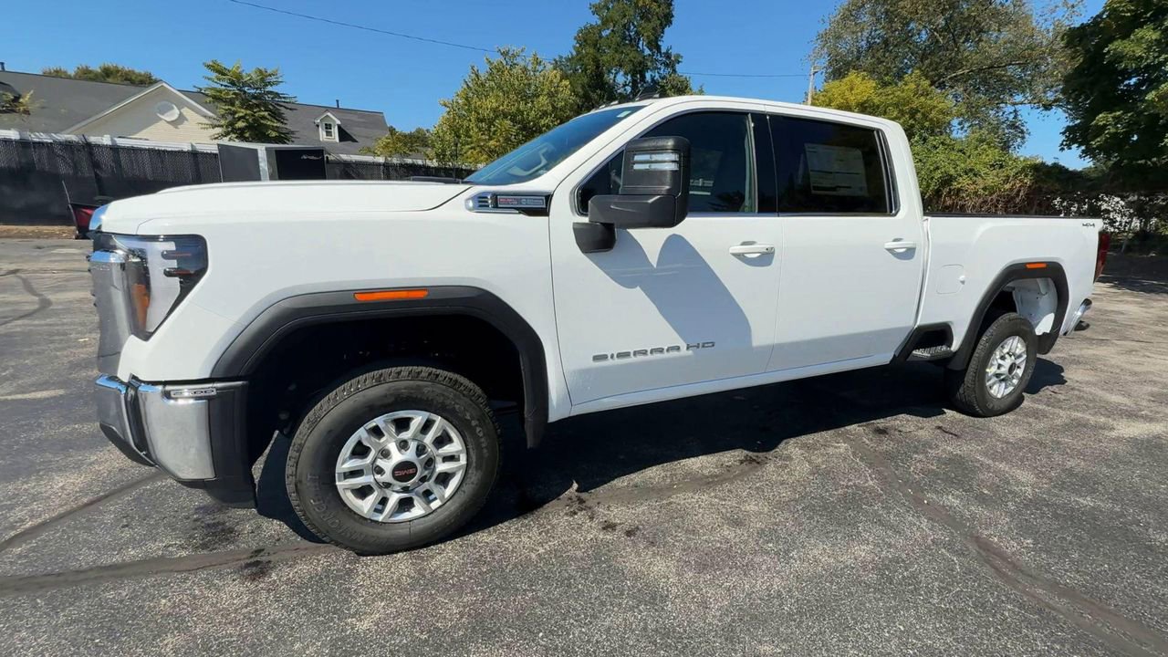 2026 Gmc Sierra 2500 HD SLE photo 3