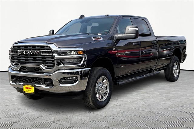 2025 Ram 3500 Tradesman photo 2
