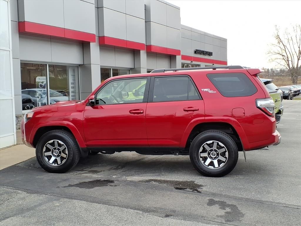 2024 Toyota 4Runner TRD Premium photo 4
