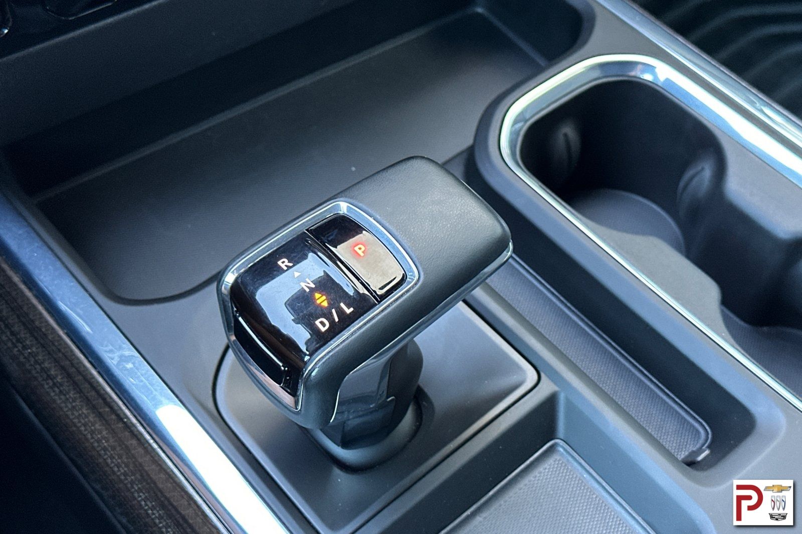2024 Chevrolet Silverado 1500 RST photo 23