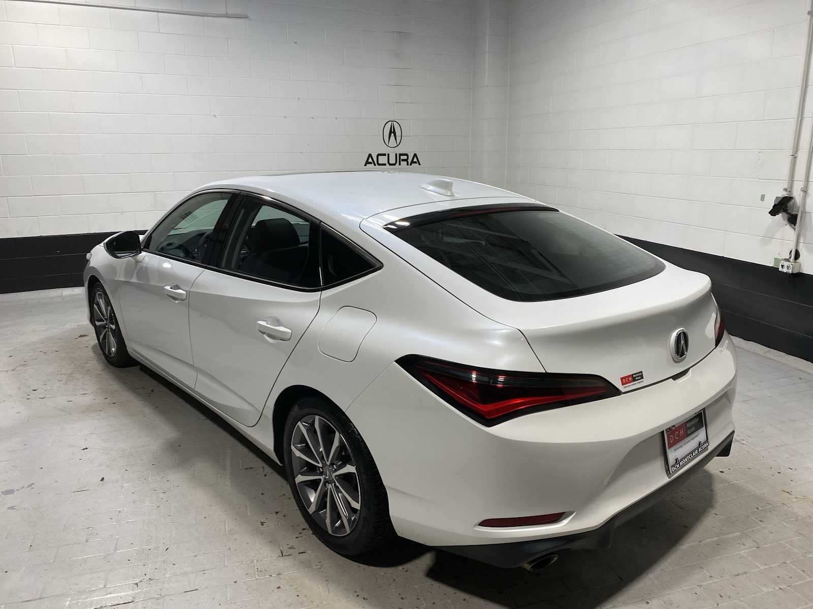 2023 Acura Integra Base photo 4