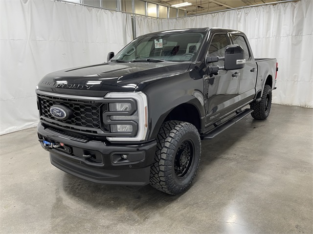 2024 Ford F-250 Lariat photo 3