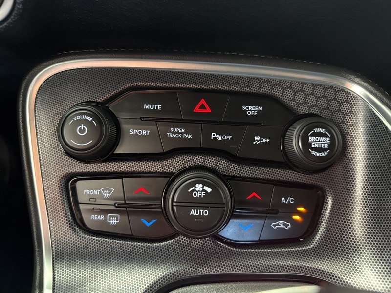 2018 Dodge Challenger GT photo 29