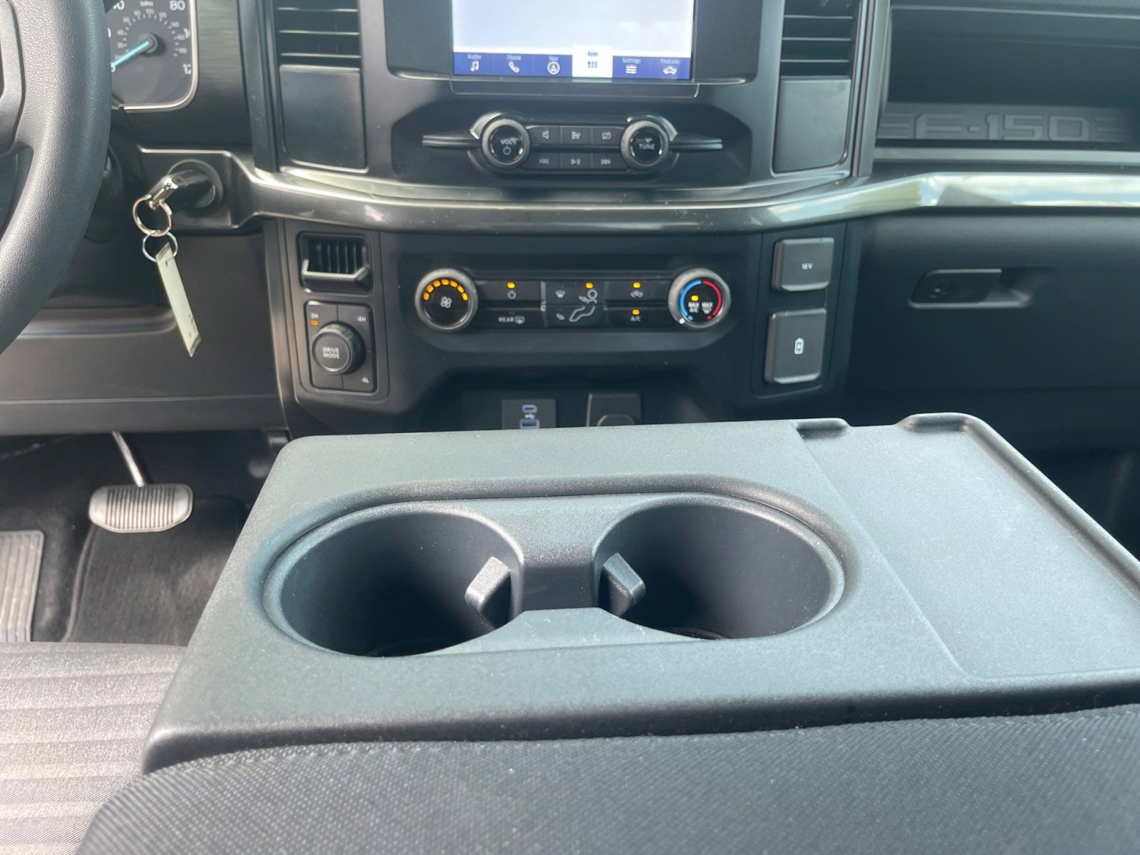 2023 Ford F-150 XL photo 11