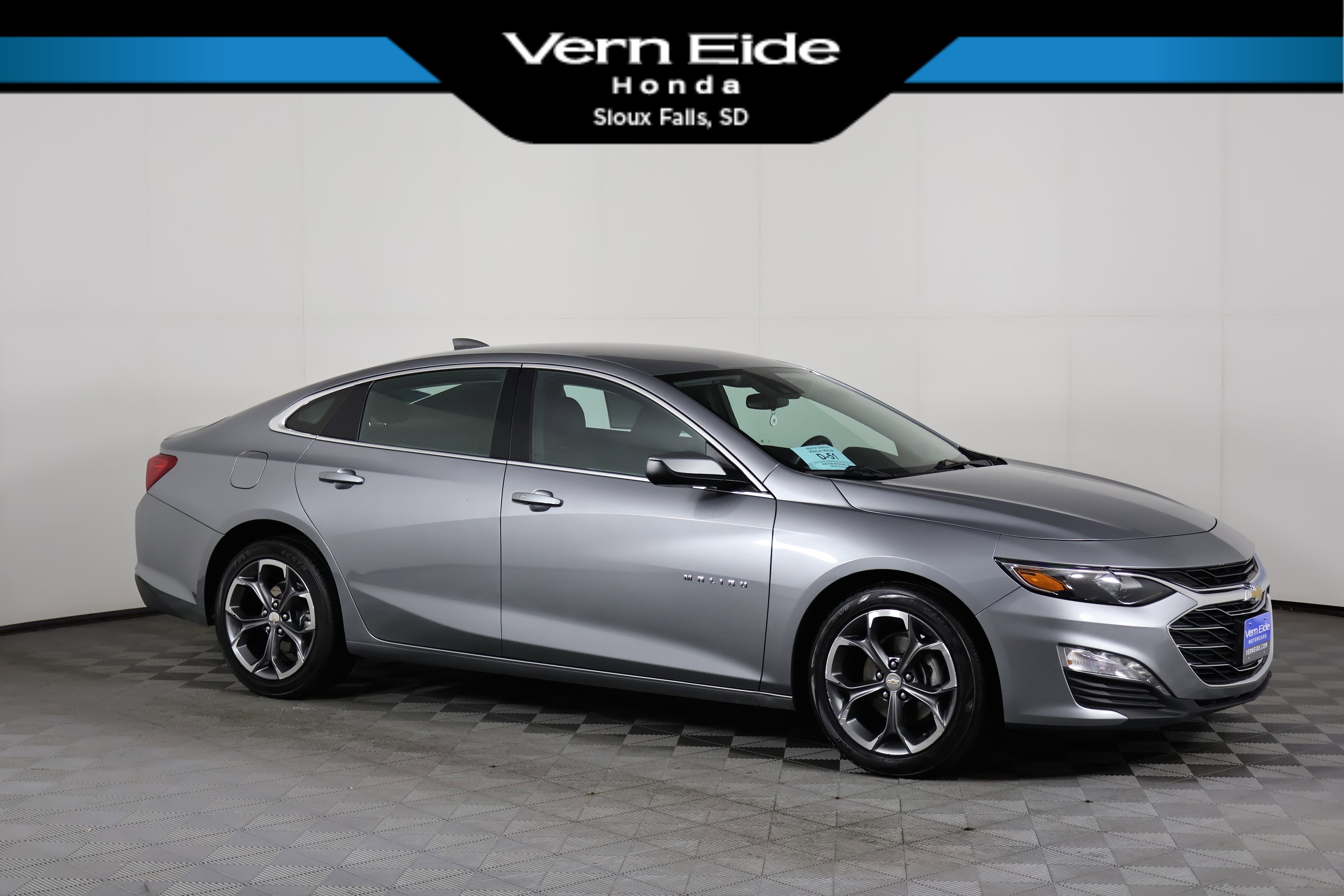 2024 Chevrolet Malibu 1LT's photo