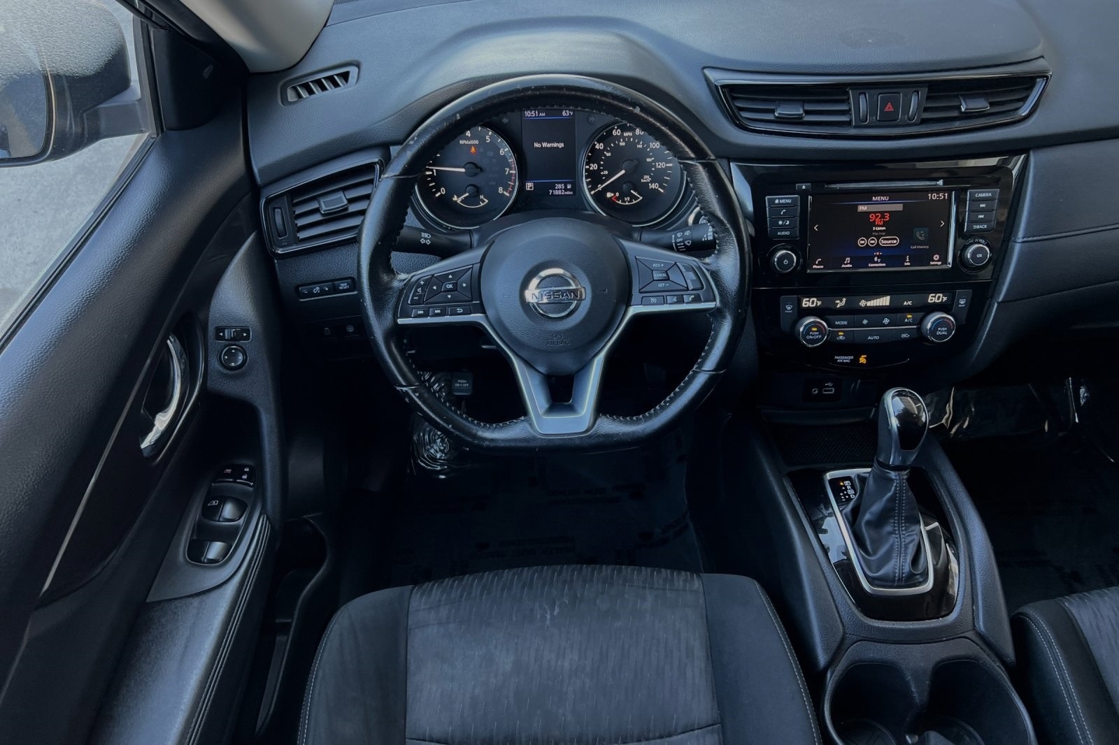 2020 Nissan Rogue SV photo 15