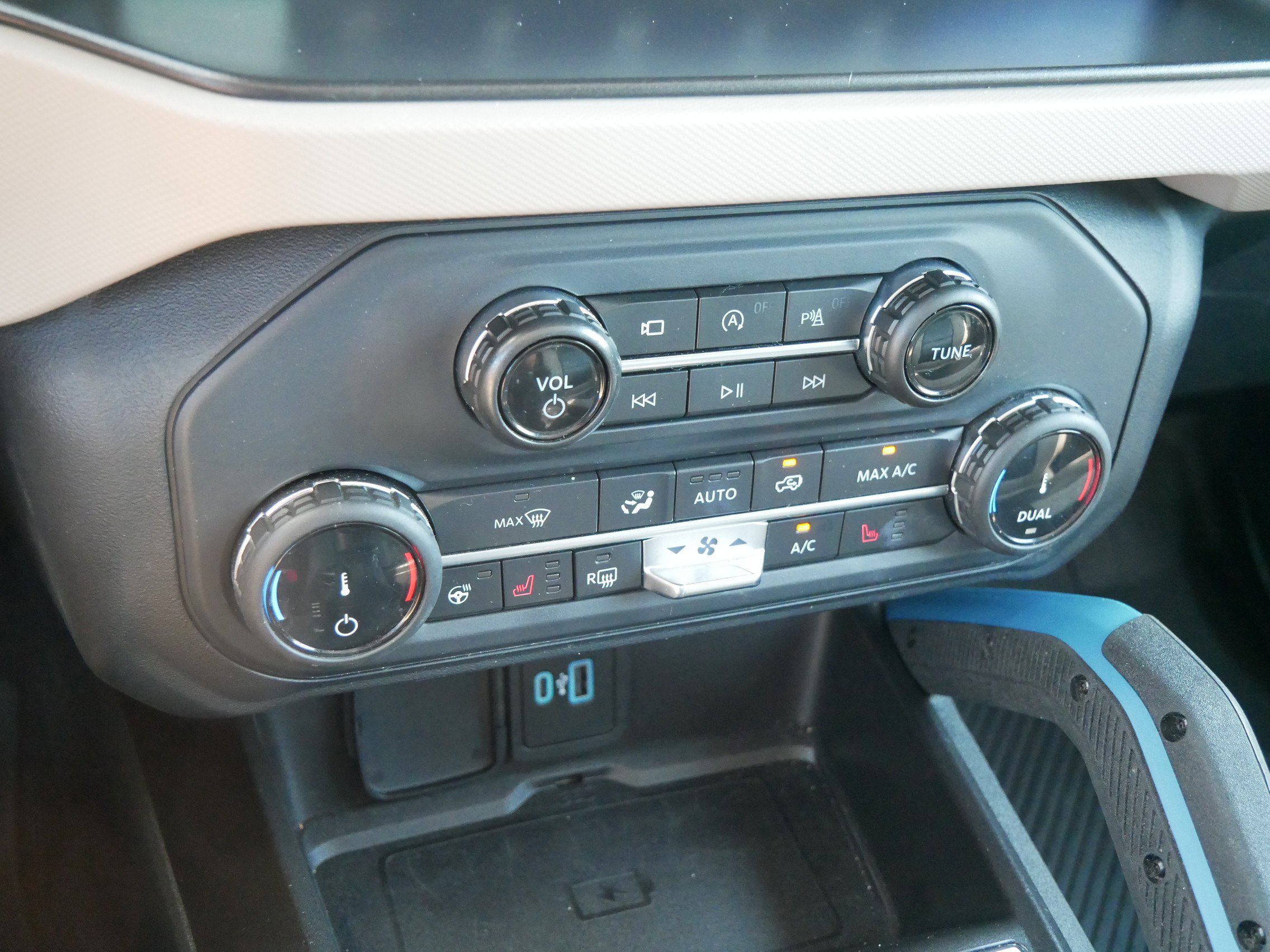 2022 Ford Bronco Wildtrak photo 23