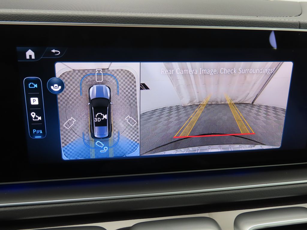 2026 Mercedes Benz GLS 450 4MATIC photo 16