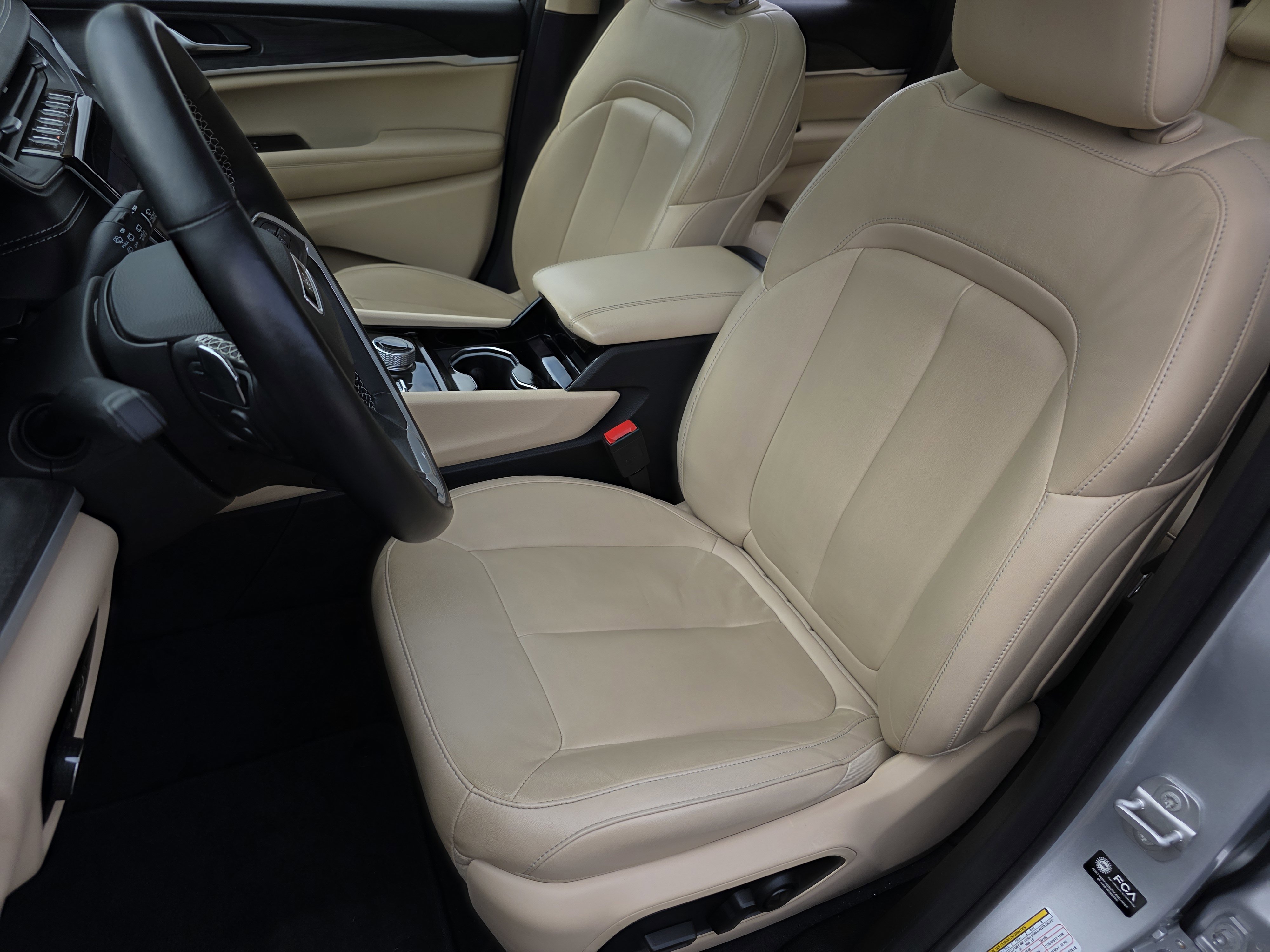2022 Jeep Grand Cherokee Limited photo 7