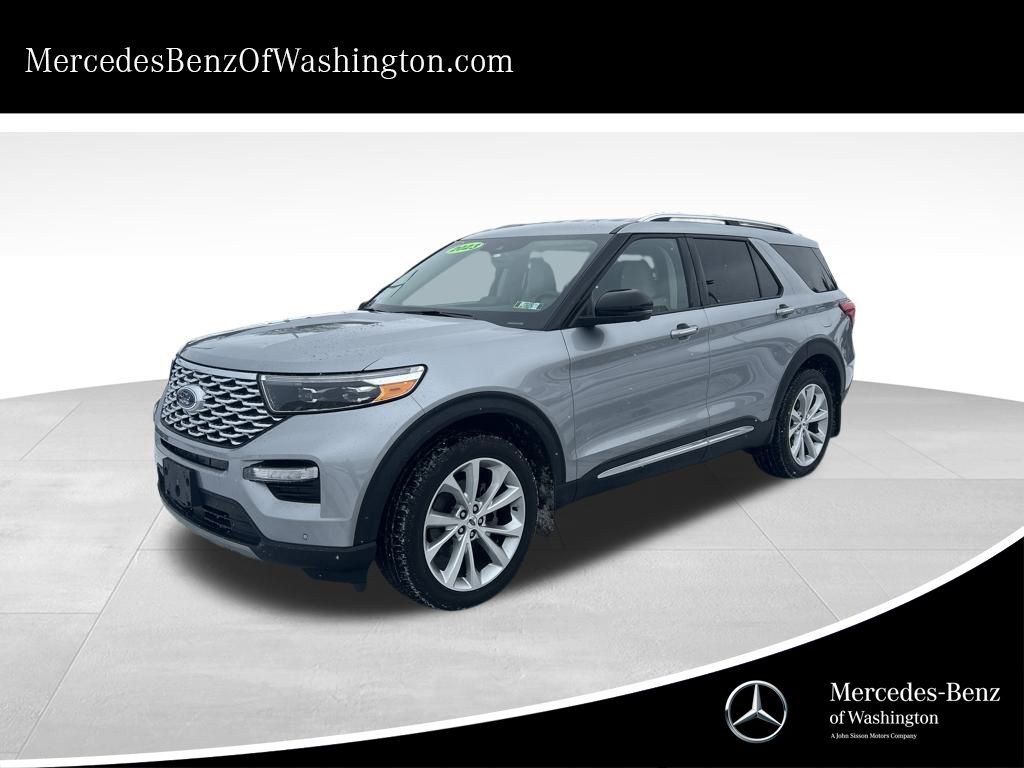 2023 Ford Explorer Platinum's photo