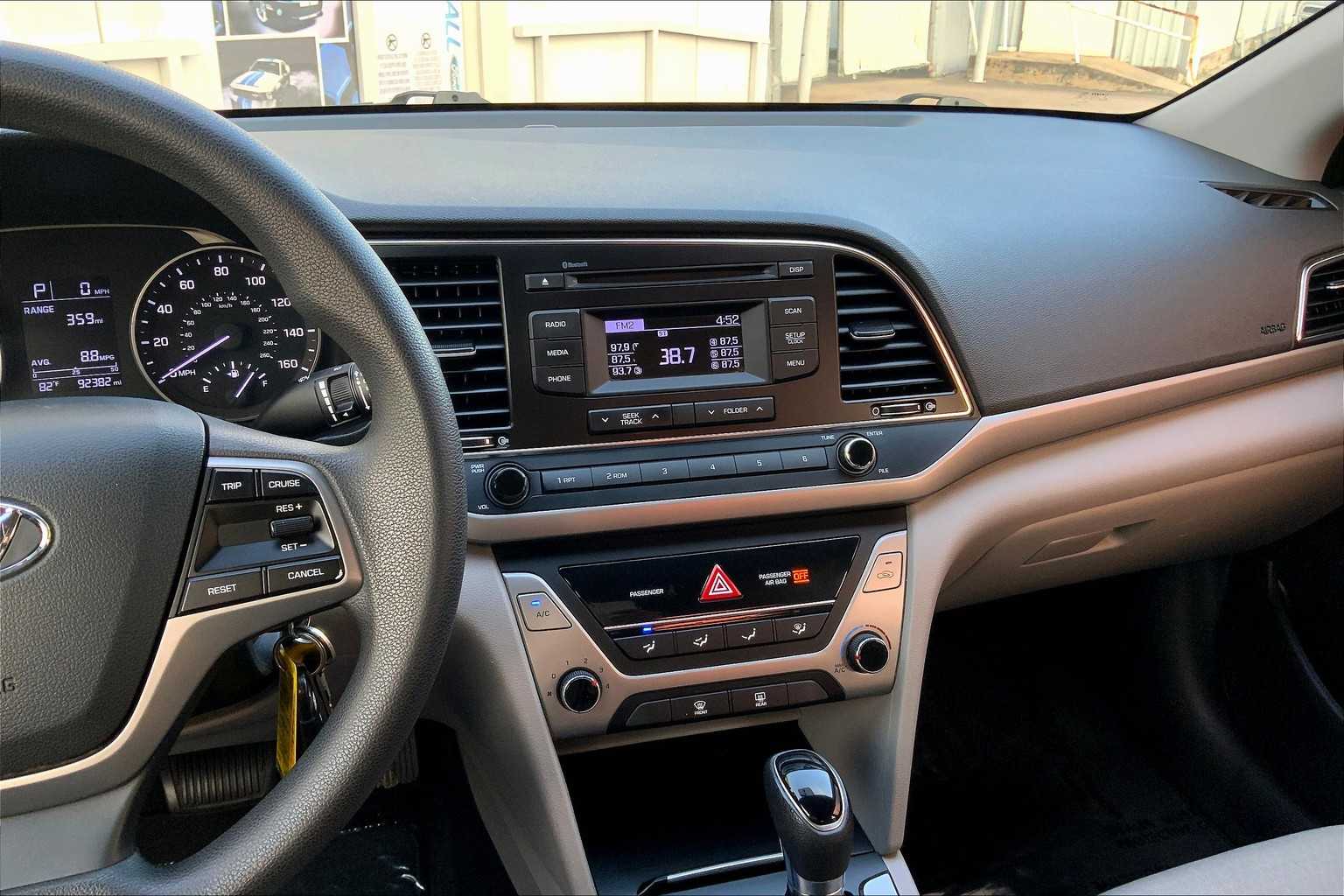 2018 Hyundai Elantra SE photo 6