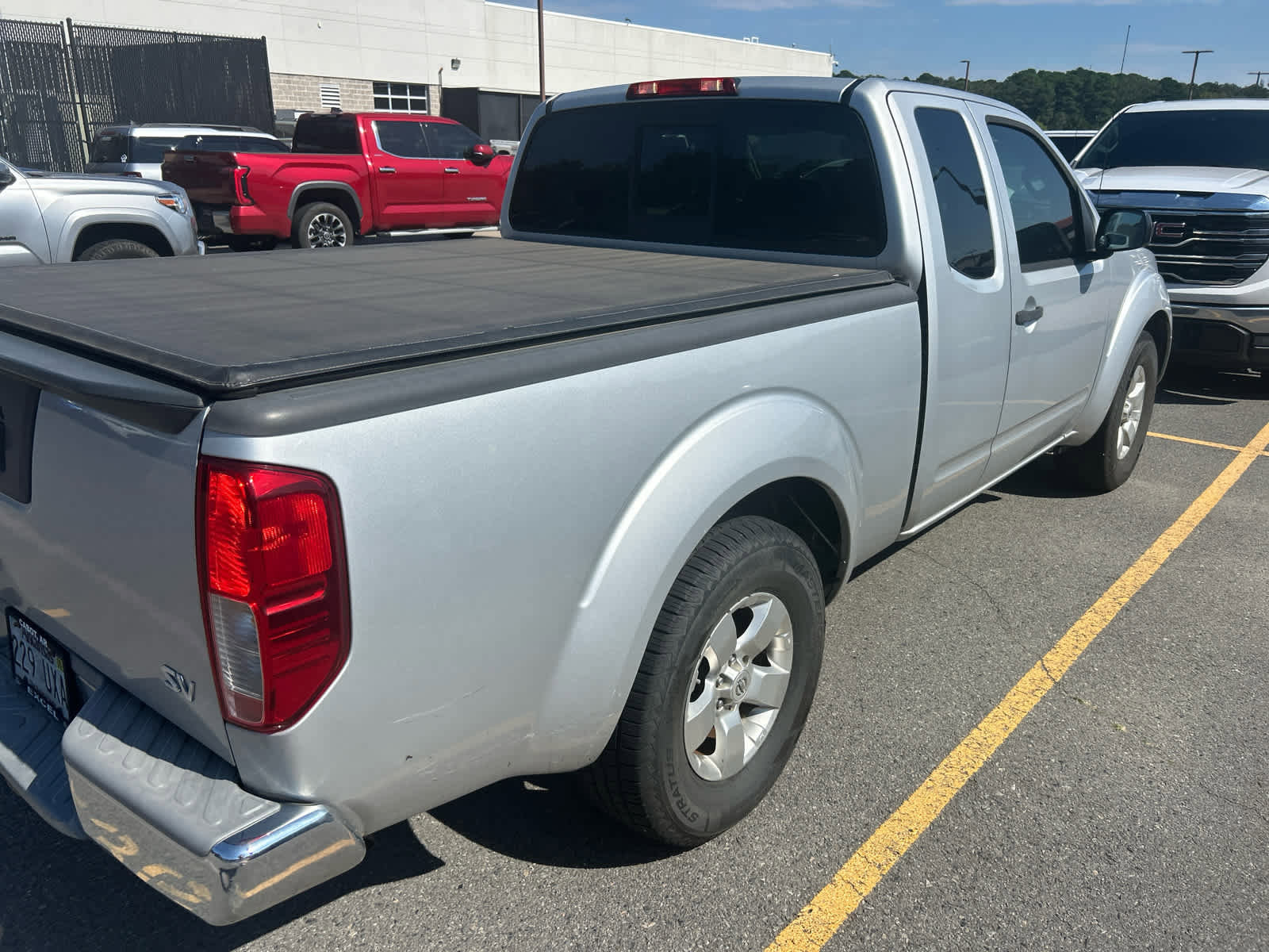Used 2013 Nissan Frontier SV with VIN 1N6BD0CT1DN761810 for sale in Little Rock