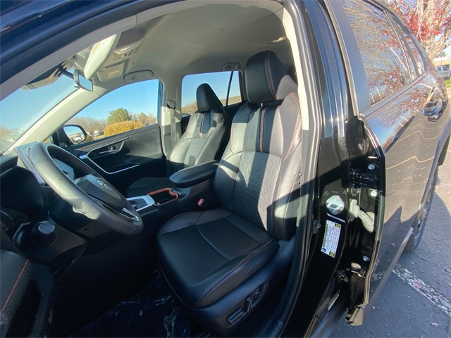 2024 Toyota RAV4 Adventure photo 2