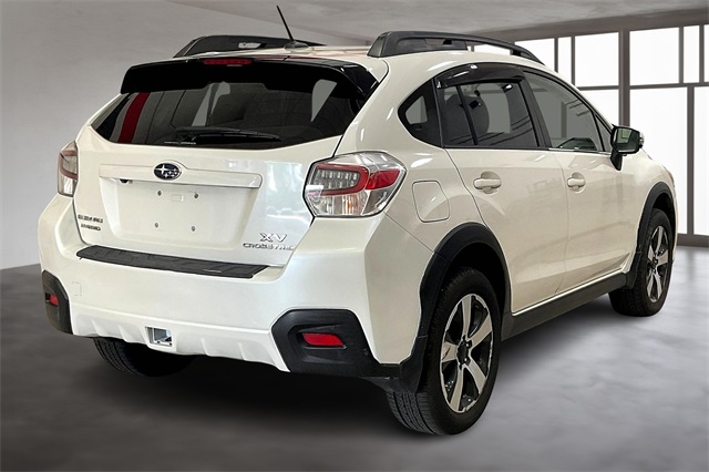 2015 Subaru Crosstrek Hybrid Touring photo 2
