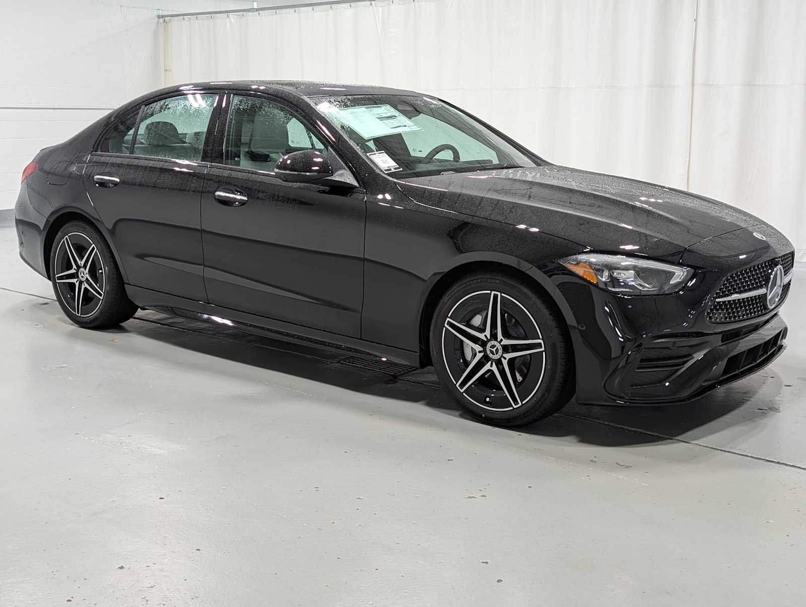 2025 Mercedes Benz C 300 photo 4