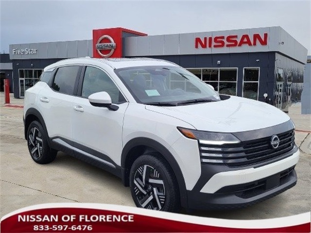 2025 Nissan Kicks SV's photo