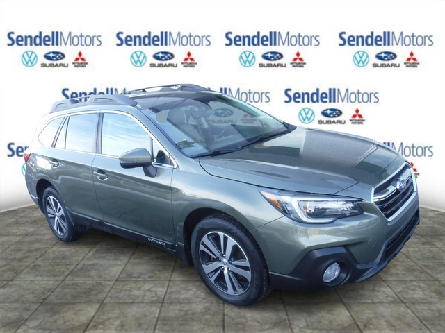 2018 Subaru Outback Limited's photo