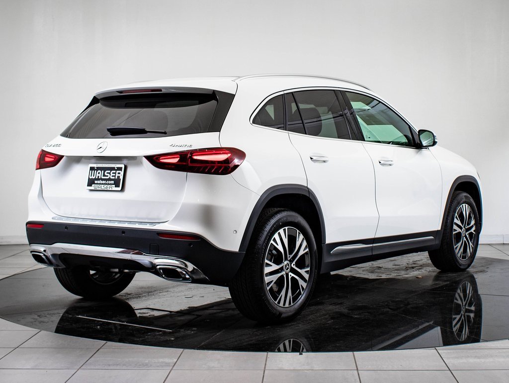 2026 Mercedes Benz GLA 250 4MATIC photo 4