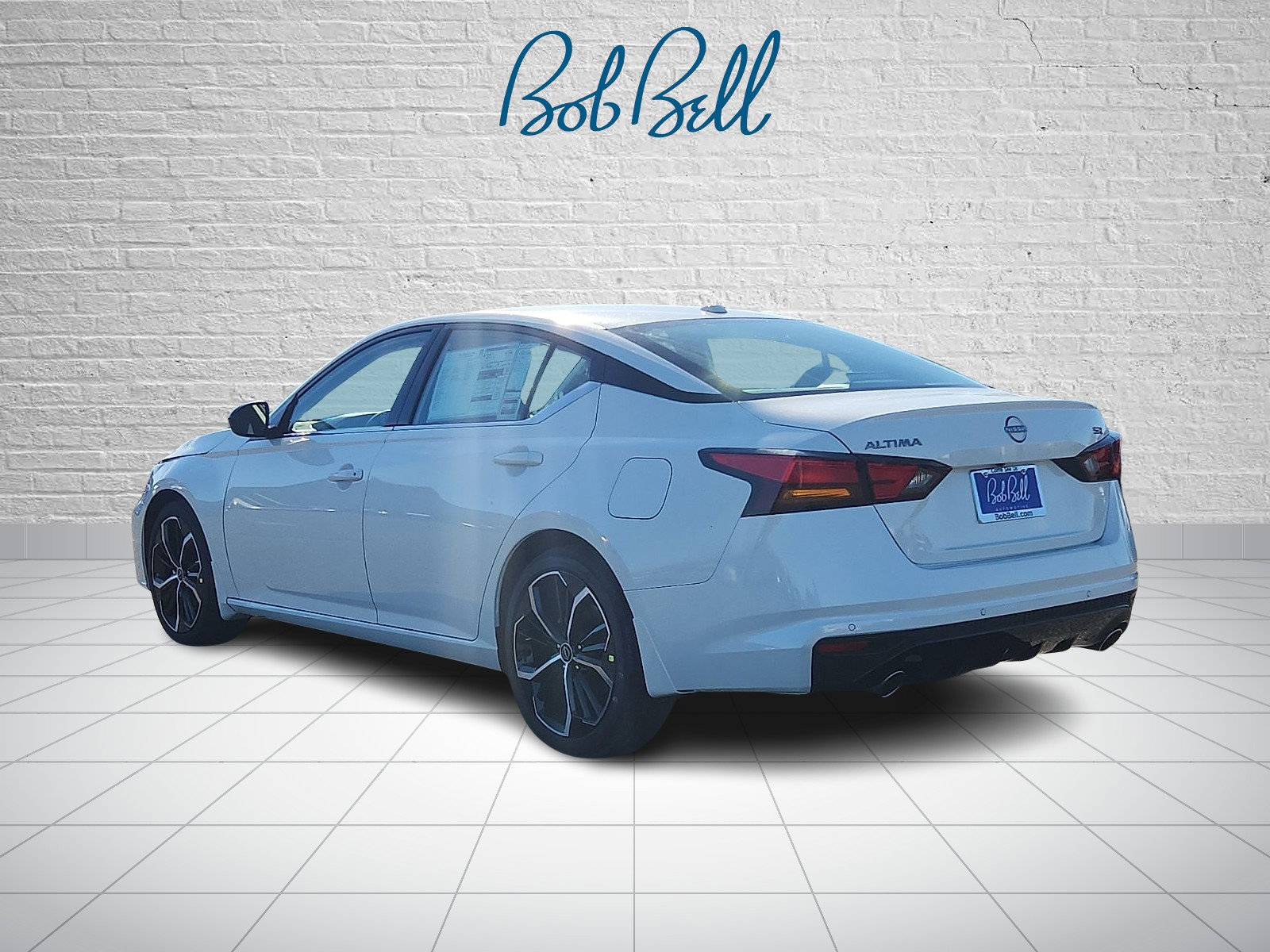 2025 Nissan Altima 2.5 SR photo 2