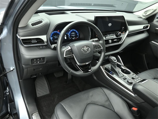 2023 TOYOTA HIGHLANDER - Image 9
