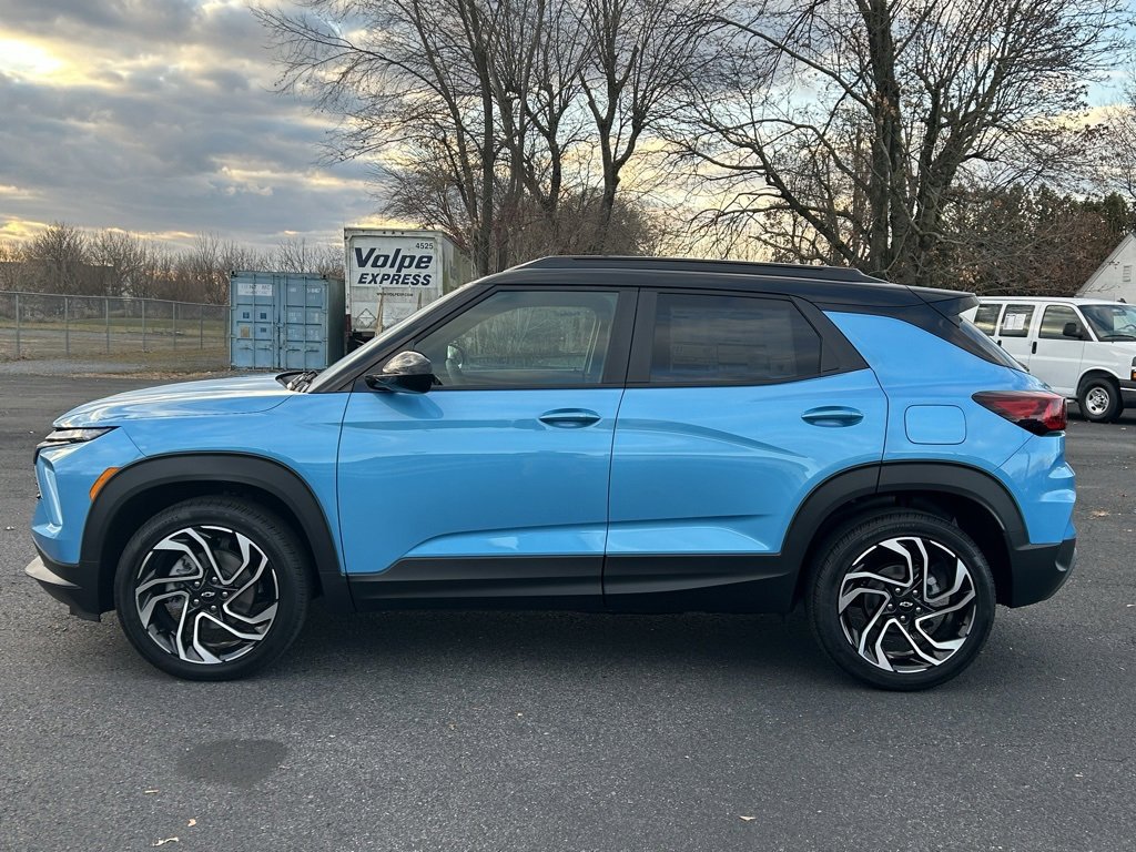 2025 Chevrolet Trailblazer RS photo 3