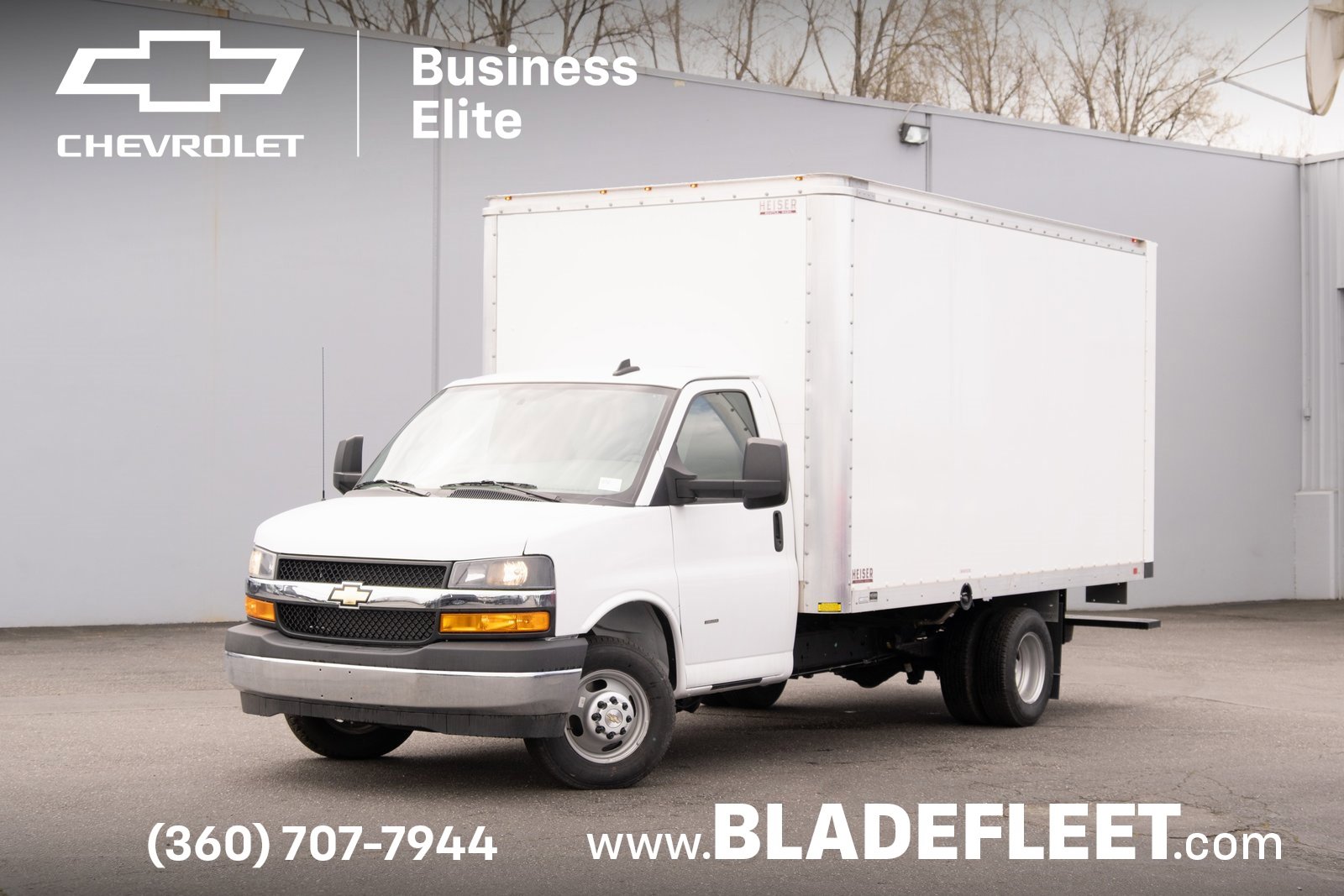 2024 Chevrolet Express Cutaway Base's photo