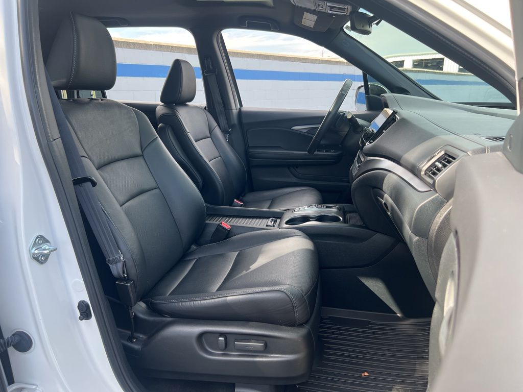 2023 Honda Passport EX-L photo 26